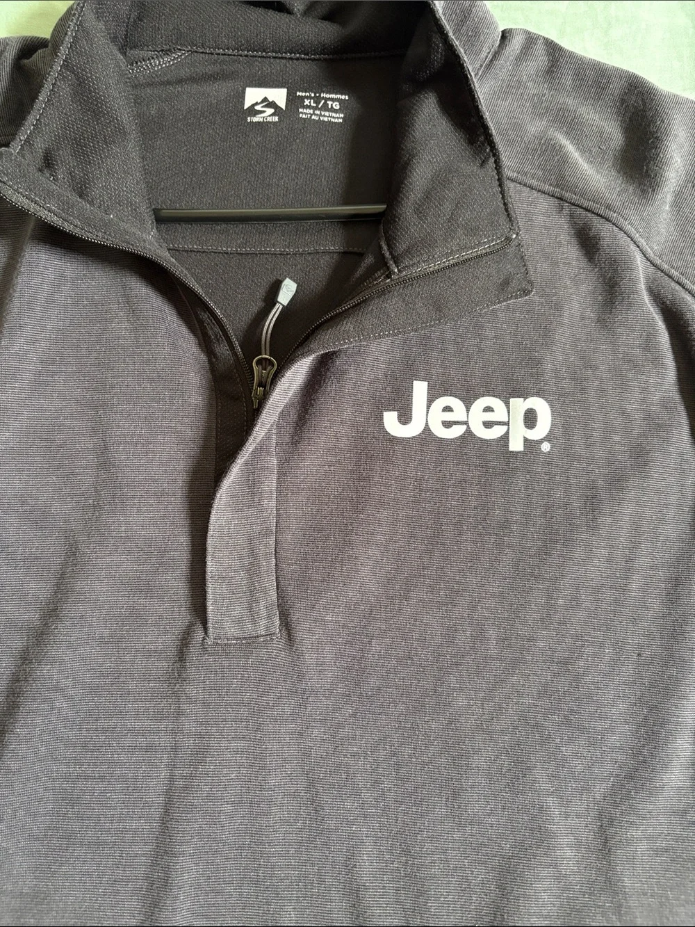 Jeep Men's Dark Gray Quarter-Zip Long Sleeve Pullover